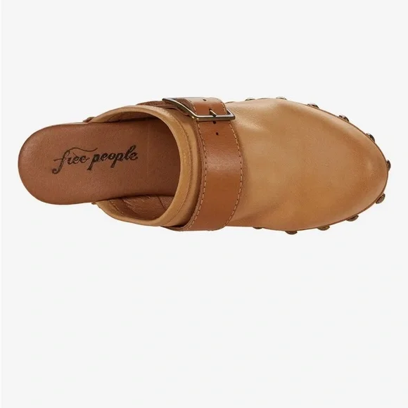 NWOT Free People Culver‎ City Leather Taupe Studded Clogs Sz 38/us8 - Picture 3 of 11